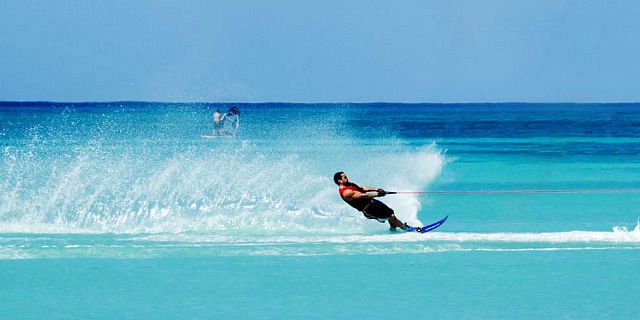 Water ski mauritius initiation course (7)
